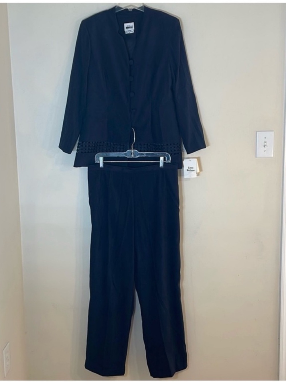 Leslie Fay Faux Suede Cage Hem Jacket & Pull On Pants Suit. 14P. NWT.